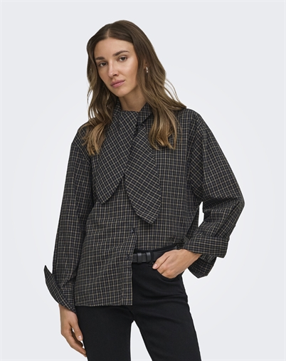 JDYVilda Scarf Skjorten fra JDY